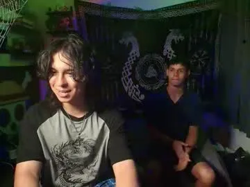 kariozzz — GOAL: naked 2 boys [220 tokens remaining] welcome to my crib #muscle #latino #hairy #feet #halloween