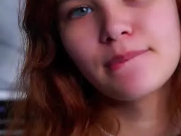 Freechat karolinerush on Chaturbate