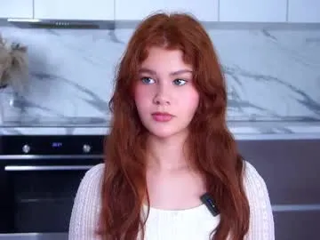 Freechat karolinerush on Chaturbate