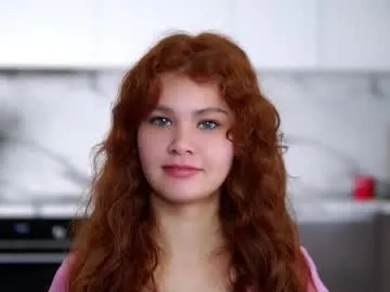 Freechat karolinerush on Chaturbate