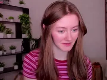 Freechat kate_cuddle on Chaturbate