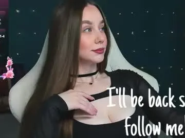 katie_taylorr — GOAL: Make me happy!!! [3324 tokens remaining] Welcome to my room! #nonude #bigboobs #humiliation #sph #mistress