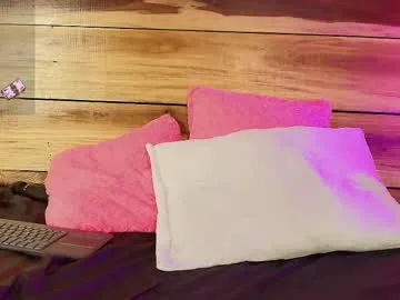 katt_desire on Chaturbate 