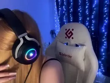 Freechat kayceefroehner on Chaturbate