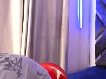 Freechat kenix_777 on Chaturbate