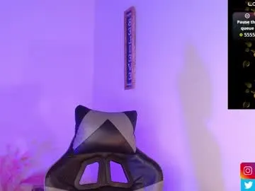 kingparker1 — GOAL: shirt off [4 tokens remaining] Enjoy with me, make me hard! #latino #bigcock #smoke #skinny #lovense