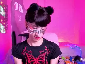 Freechat kitsuneplay_ on Chaturbate