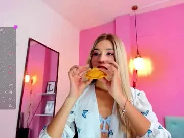 Freechat kristall_swan on Chaturbate