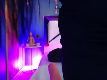 laady_brownn on Chaturbate