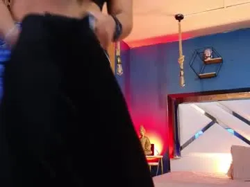 laady_brownn — Spank me while I suck your cockPVT ON  // GOAL: Give your cock a handjob [179 tokens left] #deepthroat #bigass #ebony #curvy #fuckmachine