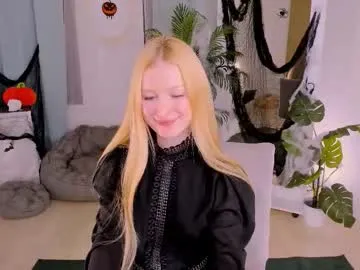 laly_peach — Hi ^^ - Goal: dancing [136 tokens left] #feet #blonde #daddysgirl #petite #nonude