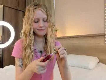 Freechat lanisun on Chaturbate