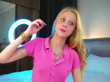 Freechat lanisun on Chaturbate