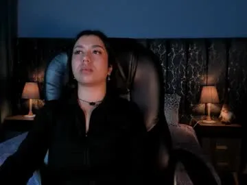 Freechat lea_velle on Chaturbate