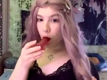 Freechat libbynading on Chaturbate