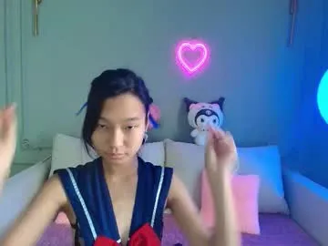 Freechat lihnpham on Chaturbate