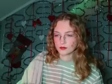 lily_tayberry on Chaturbate