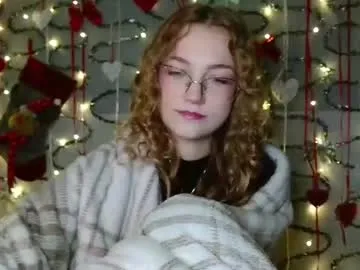 lily_tayberry on Chaturbate