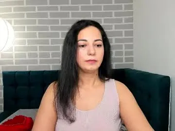 lindainsatiable — move my hips + cow girl pose [8 tokens left] ready to get spectacular experience? #new #mature #bigass #lovense #milf