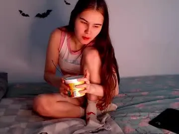 Freechat little_owlx on Chaturbate