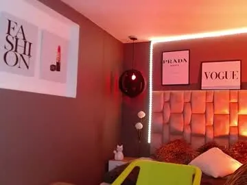 Chaturbate lola_belly is Private lola_belly — I'm not a dream... but I can make you feel like you're in one   #new #18 #oil  #c2c #latina