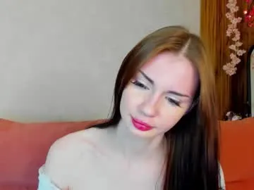 Freechat lolatwizz on Chaturbate