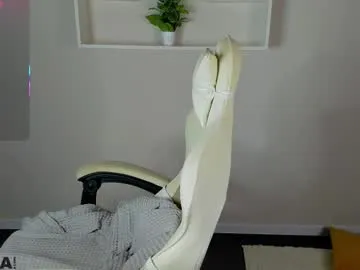 Offline lori_blossom on Chaturbate