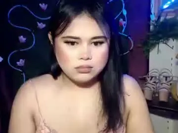 Offline lovelypinaychubsx on Chaturbate