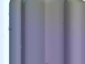 Offline lowenyangvalentine on Chaturbate