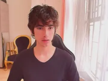 Freechat lucas_xo on Chaturbate