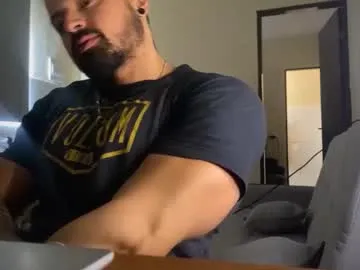 Private lucasfit24 on Chaturbate