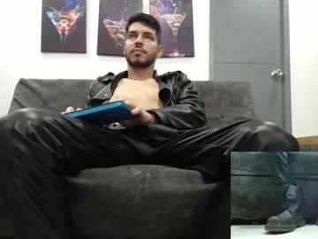 Freechat mack_daniels on Chaturbate