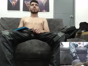 Freechat mack_daniels on Chaturbate