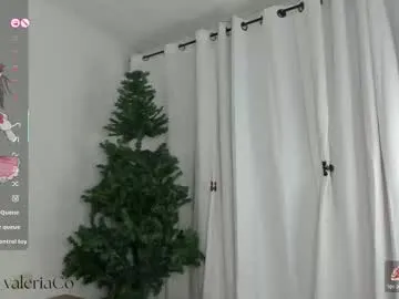 marioandmia — GOAL: Flash Tits [17 tokens remaining] Welcome to my room! PVT OPEN #couple #latina #love #ride #sensual #interactive #goalshow #tease