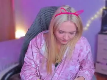 Freechat mdaluna on Chaturbate