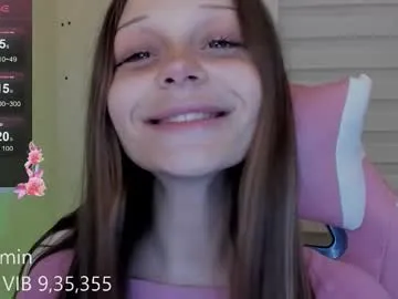 Offline melonipinkbb on Chaturbate