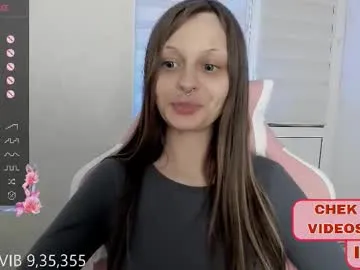 Offline melonipinkbb on Chaturbate