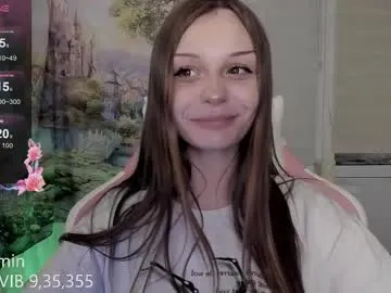 Offline melonipinkbb on Chaturbate