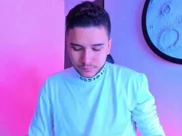 Freechat mike_256 on Chaturbate