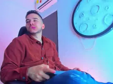 Freechat mike_256 on Chaturbate