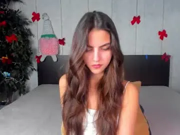 Freechat milana_crystal_ on Chaturbate