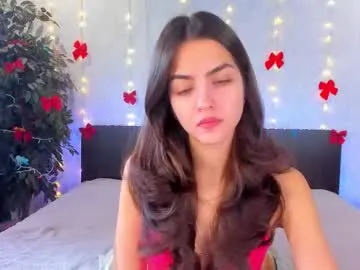 Freechat milana_crystal_ on Chaturbate