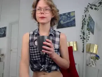 Freechat mira_marni on Chaturbate