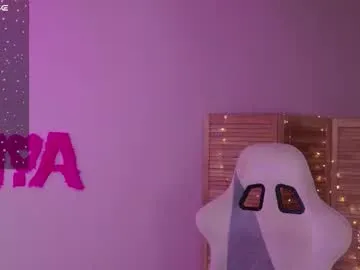 Private miss_mia_meow on Chaturbate