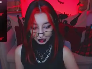 Offline mistress__marcelline on Chaturbate