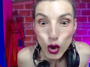 Freechat moira_hot on Chaturbate