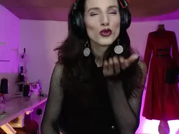 Freechat moira_hot on Chaturbate