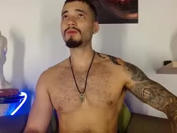 morgann_jones — CUM! [3000 tokens remaining]  #hairy #muscle #smoke #latino