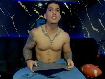 mr_maximo on Chaturbate