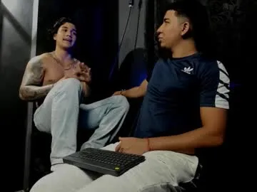 mr_maximo on Chaturbate